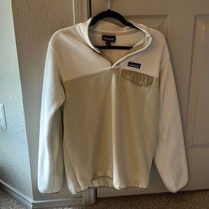 Patagonia sweatshirt